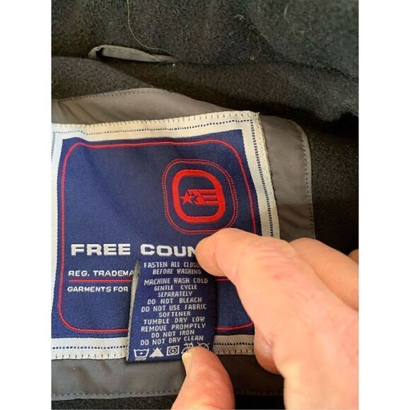 Free Country Puffer Vest - Picture 4 of 10